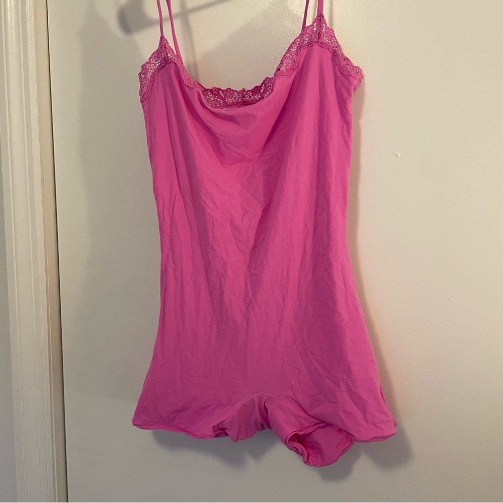 Skims Fits Everybody Lace Onesie